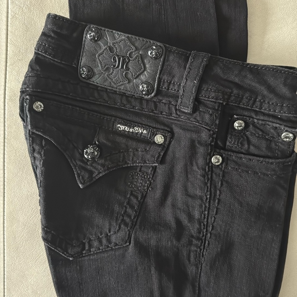 Miss Me  size 27 black skinny jeans